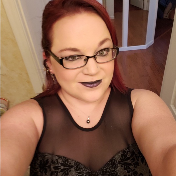 Meet your Posher, Kathleen - Picture 10 of 11